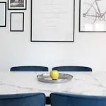 Elegant Flat In Ponte Milvio 아파트 *