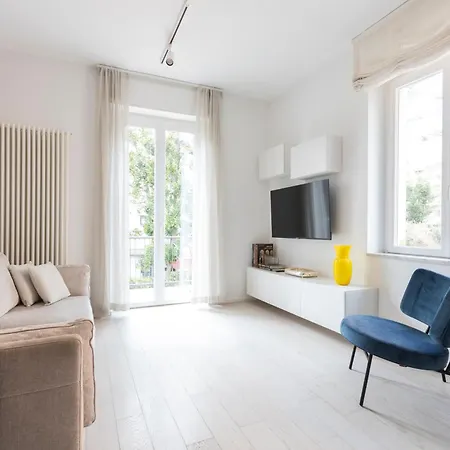 Elegant Flat In Ponte Milvio 아파트 로마