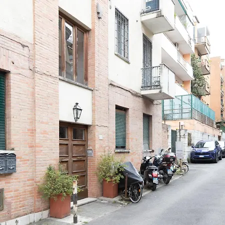 Elegant Flat In Ponte Milvio 아파트 로마