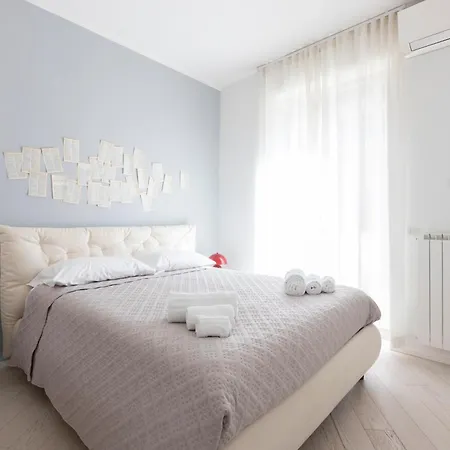 Elegant Flat In Ponte Milvio Apartment *
