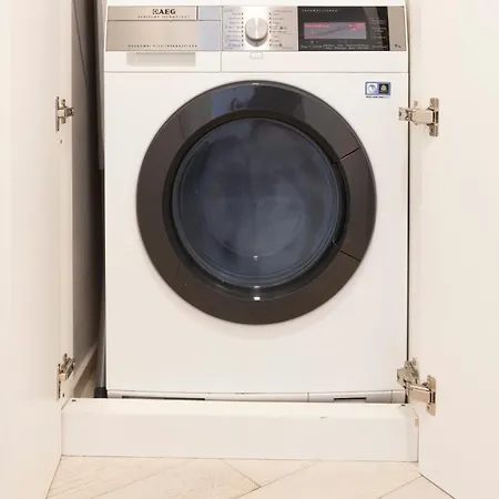 Elegant Flat In Ponte Milvio Daire