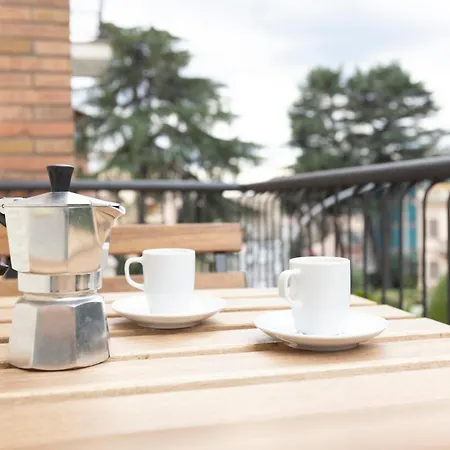 Lägenhet Elegant Flat In Ponte Milvio Rom